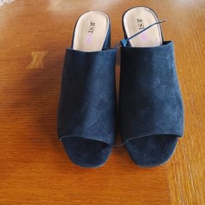 Open Toe Black Mule Shoe By Just Fab